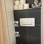 아파트 Mit Kuechenzeile, Stadtnah & Kostenlos Parken *