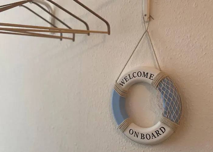 Appartement Mit Kuechenzeile, Stadtnah & Kostenlos Parken