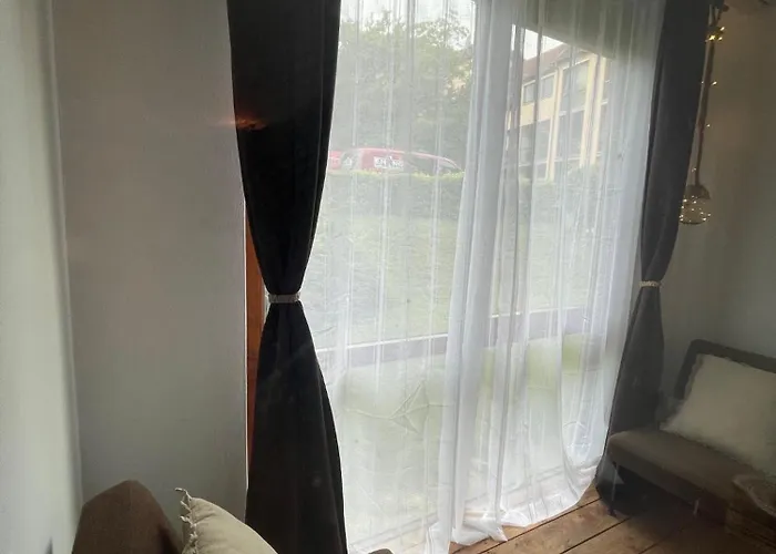 Mit Kuechenzeile, Stadtnah & Kostenlos Parken Passau